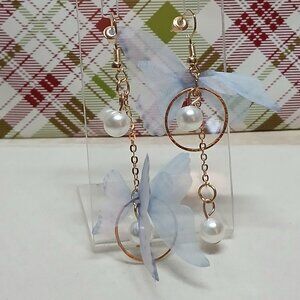 NWOT Fashion Jewelry Gold Tone Faux Pearl Dangle Blue Butterfly Earrings #19